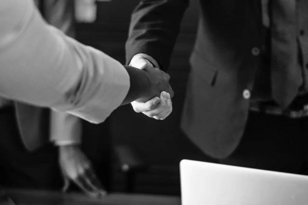 انشاء موقع الكتروني لمكتب المحاماة يعزز الثقة بين المحامي والموكل